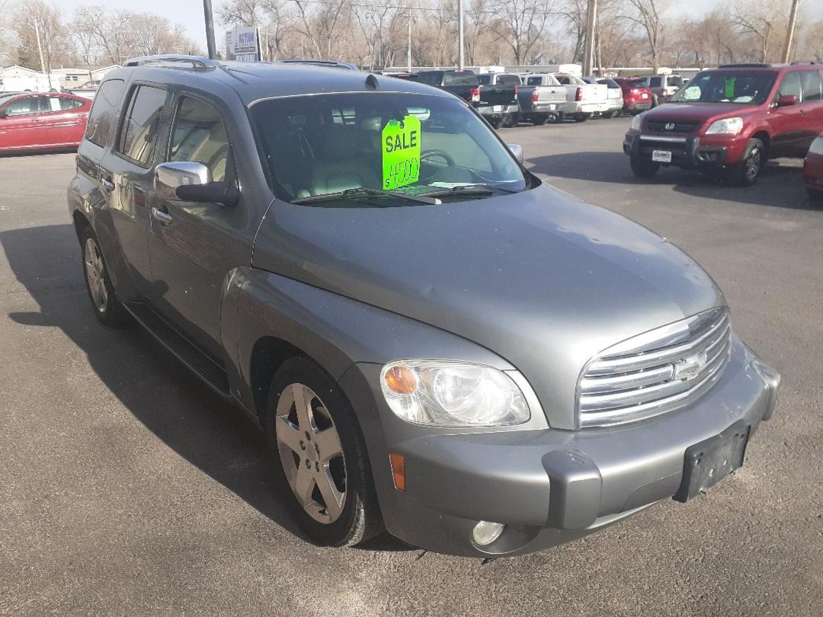 2006 Chevrolet HHR (3GNDA23P26S) with an 2.4L L4 DOHC 16V engine, 5-Speed Automatic Overdrive transmission, located at 2015 Cambell Street, Rapid City, SD, 57701, (605) 342-8326, 44.066433, -103.191772 - CARFAX AVAILALBE - Photo #4
