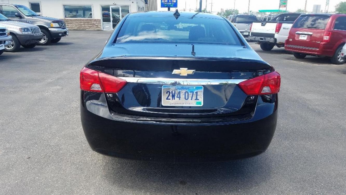 2018 Chevrolet Impala LT (2G1105S3XJ9) with an 3.6L V6 DOHC 24V engine, 6A transmission, located at 2015 Cambell Street, Rapid City, SD, 57701, (605) 342-8326, 44.066433, -103.191772 - CREDIT UNION FINANCING AVAILABLE WITH APPROVED CREDIT - Photo #5