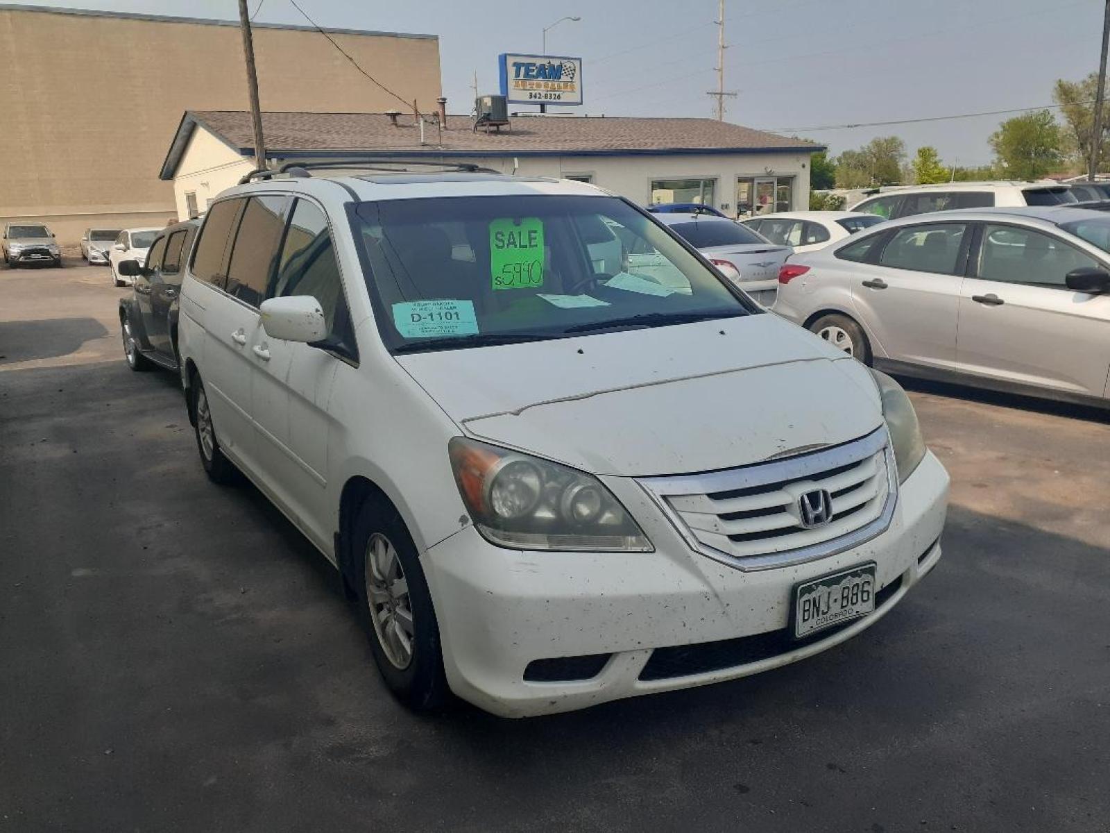 2009 Honda Odyssey EX-L (5FNRL38649B) with an 3.5L V6 SOHC 24V engine, 5-Speed Automatic transmission, located at 2015 Cambell Street, Rapid City, SD, 57701, (605) 342-8326, 44.066433, -103.191772 - CARFAX AVAILABLE - Photo #4