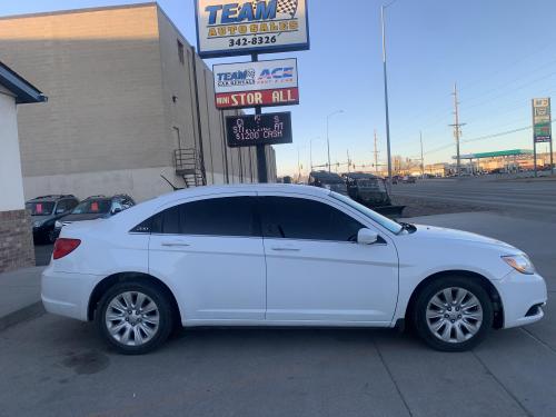 2014 Chrysler 200 LX