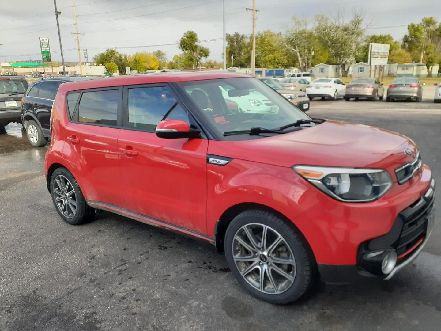 2018 Kia Soul ! (KNDJX3AA0J7) with an 1.6L L4 DOHC 16V engine, 6A transmission, located at 2015 Cambell Street, Rapid City, SD, 57701, (605) 342-8326, 44.066433, -103.191772 - CREDIT UNION FINANCING AVAILABLE WITH APPROVED CREDIT - Photo#1