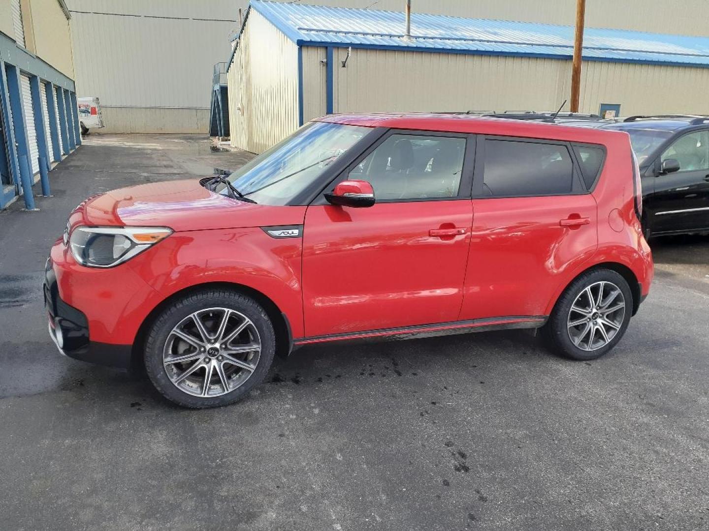 2018 Kia Soul ! (KNDJX3AA0J7) with an 1.6L L4 DOHC 16V engine, 6A transmission, located at 2015 Cambell Street, Rapid City, SD, 57701, (605) 342-8326, 44.066433, -103.191772 - CREDIT UNION FINANCING AVAILABLE WITH APPROVED CREDIT - Photo#6