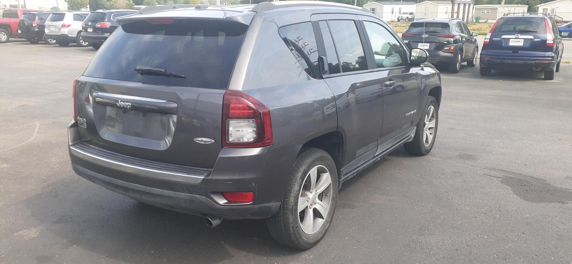 2016 Jeep Compass Latitude 4WD (1C4NJDEB4GD) with an 2.4L L4 DOHC 16V engine, 6A transmission, located at 2015 Cambell Street, Rapid City, SD, 57701, (605) 342-8326, 44.066433, -103.191772 - CARFAX AVAILABLE - Photo#3