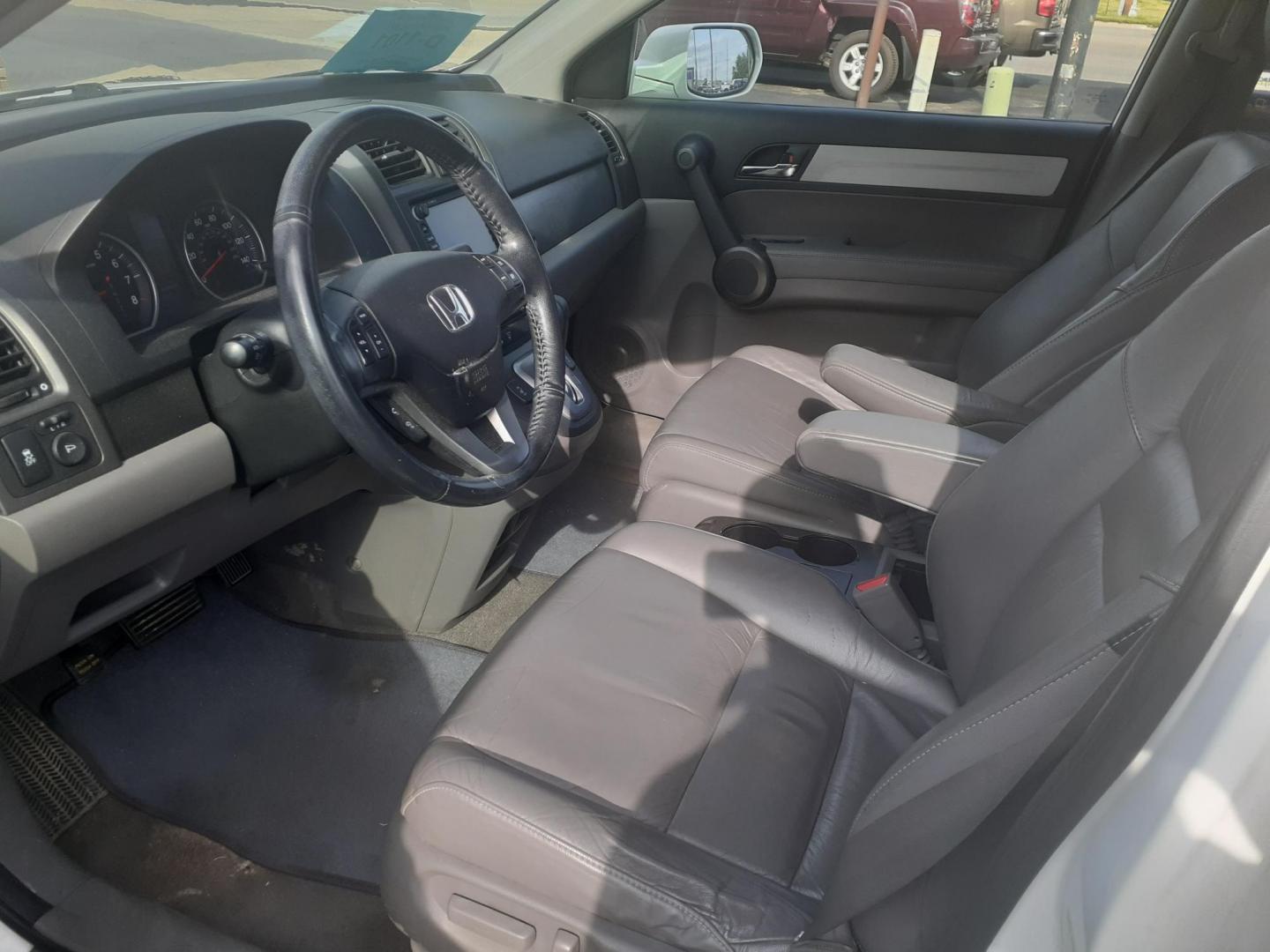 2011 Honda CR-V EX-L 4WD 5-Speed AT (5J6RE4H73BL) with an 2.4L L4 DOHC 16V engine, 5-Speed Automatic transmission, located at 2015 Cambell Street, Rapid City, SD, 57701, (605) 342-8326, 44.066433, -103.191772 - CARFAX AVAILABLE NO FINANCING AVAILABLE CASH ONLY VEHICLE - Photo#6
