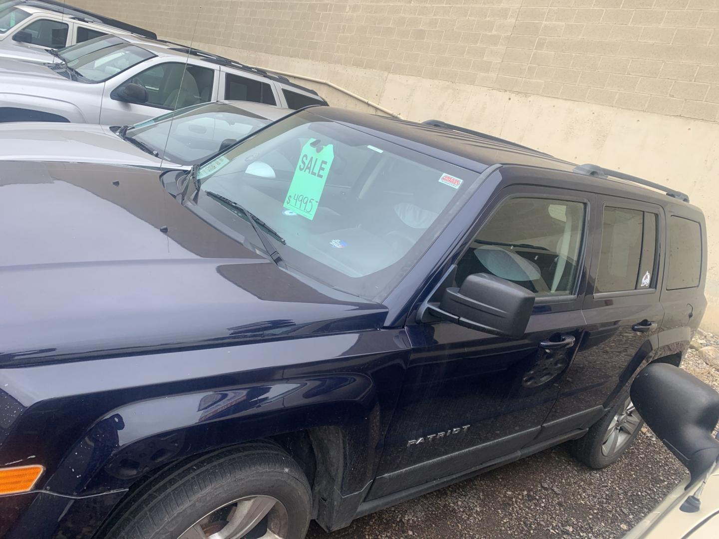 2013 Jeep Patriot Latitude 4WD (1C4NJRFBXDD) with an 2.4L L4 DOHC 16V engine, located at 2015 Cambell Street, Rapid City, SD, 57701, (605) 342-8326, 44.066433, -103.191772 - FRESH TRADE CARFAX AVAILABLE- Photo#2