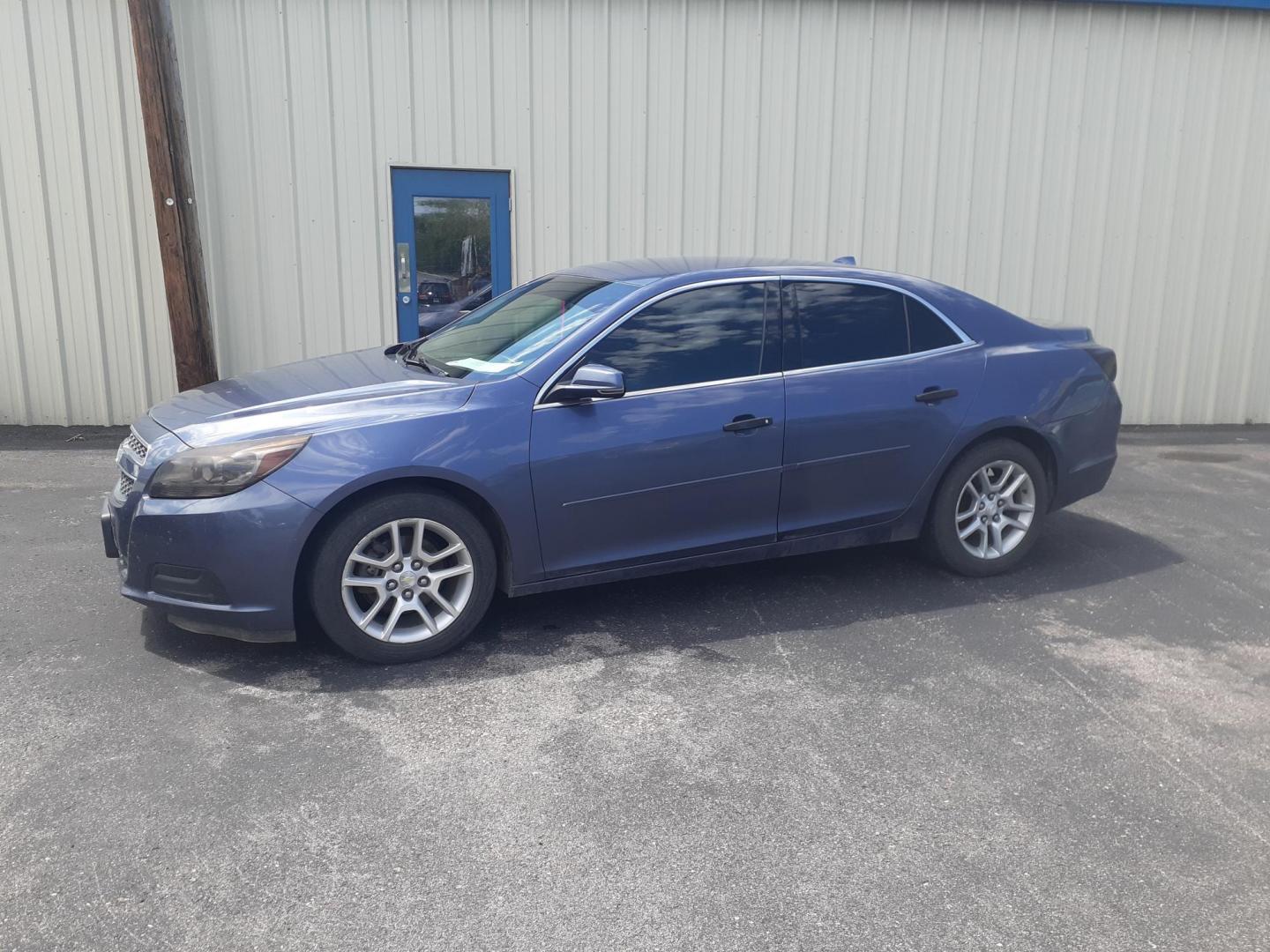 2013 Chevrolet Malibu 1LT (1G11C5SA6DF) with an 2.5L L4 DOHC 16V engine, 6-Speed Automatic transmission, located at 2015 Cambell Street, Rapid City, SD, 57701, (605) 342-8326, 44.066433, -103.191772 - CARFAX AVAILALBE - Photo#1