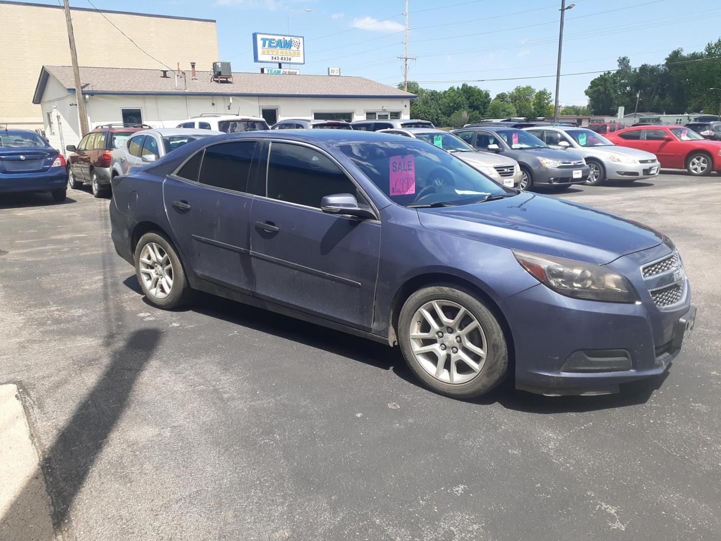 2013 Chevrolet Malibu 1LT (1G11C5SA6DF) with an 2.5L L4 DOHC 16V engine, 6-Speed Automatic transmission, located at 2015 Cambell Street, Rapid City, SD, 57701, (605) 342-8326, 44.066433, -103.191772 - CARFAX AVAILALBE - Photo#4