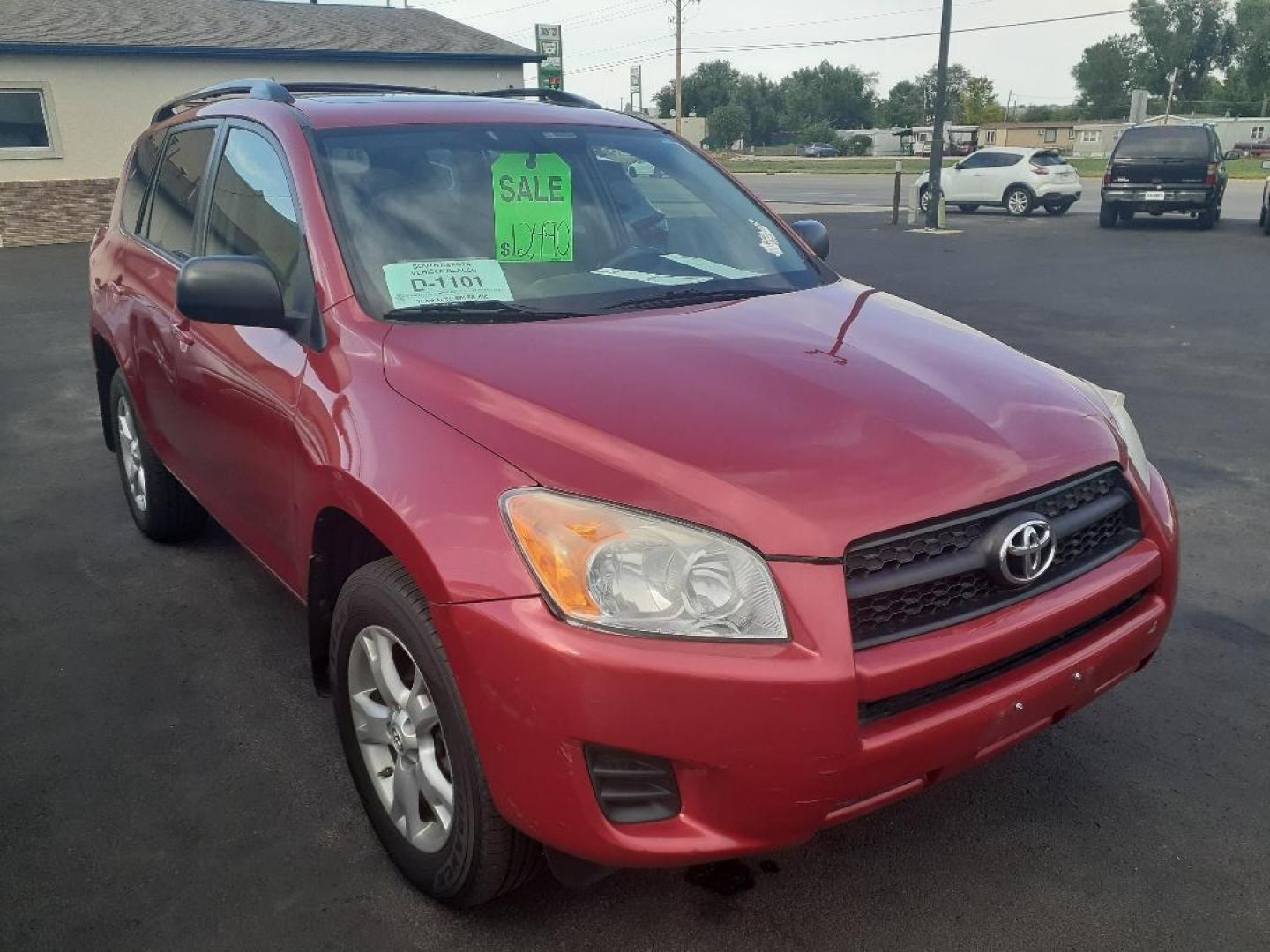 2011 Toyota RAV4 Base I4 2WD (2T3ZF4DV3BW) with an 2.4L L4 DOHC 16V engine, 4-Speed Automatic transmission, located at 2015 Cambell Street, Rapid City, SD, 57701, (605) 342-8326, 44.066433, -103.191772 - Photo#7