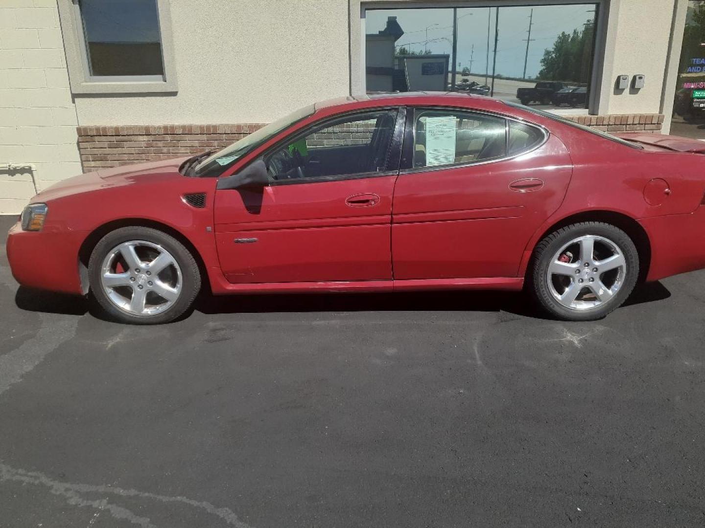 2008 Pontiac Grand Prix GXP Sedan (2G2WC58C581) with an 5.3L V8 OHV 16V engine, 4-Speed Automatic transmission, located at 2015 Cambell Street, Rapid City, SD, 57701, (605) 342-8326, 44.066433, -103.191772 - CARFAX AVAILABLE - Photo#0