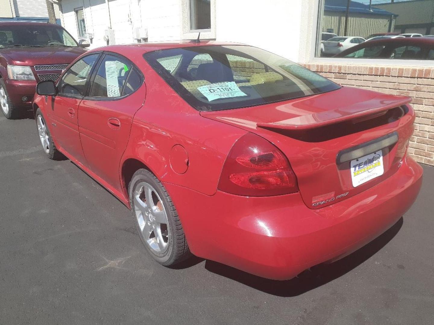 2008 Pontiac Grand Prix GXP Sedan (2G2WC58C581) with an 5.3L V8 OHV 16V engine, 4-Speed Automatic transmission, located at 2015 Cambell Street, Rapid City, SD, 57701, (605) 342-8326, 44.066433, -103.191772 - CARFAX AVAILABLE - Photo#4