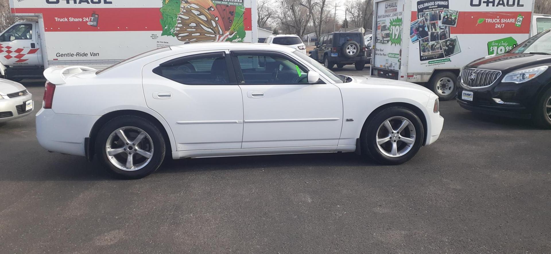 2010 Dodge Charger Rallye (2B3CA9CVXAH) with an 3.5L V6 SOHC 24V engine, 5-Speed Automatic transmission, located at 2015 Cambell Street, Rapid City, SD, 57701, (605) 342-8326, 44.066433, -103.191772 - CARFAX AVAILABlE - Photo#7