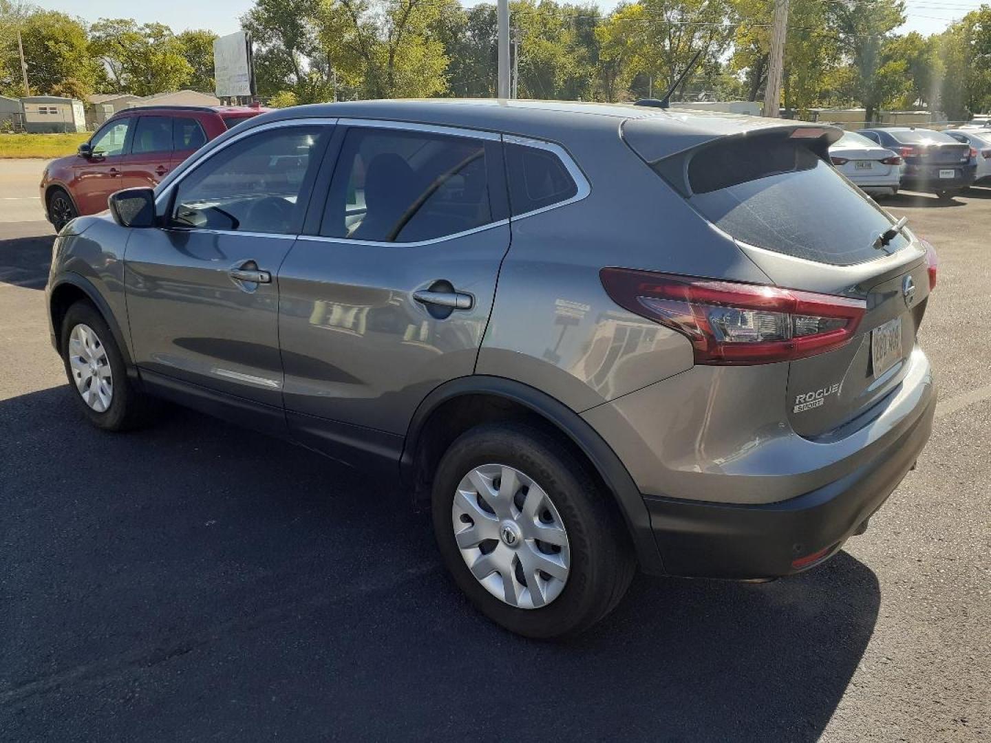 2020 Nissan Rogue Sport S (JN1BJ1CV7LW) with an 2.0L L4 DOHC 16V engine, CVT transmission, located at 2015 Cambell Street, Rapid City, SD, 57701, (605) 342-8326, 44.066433, -103.191772 - Photo#3