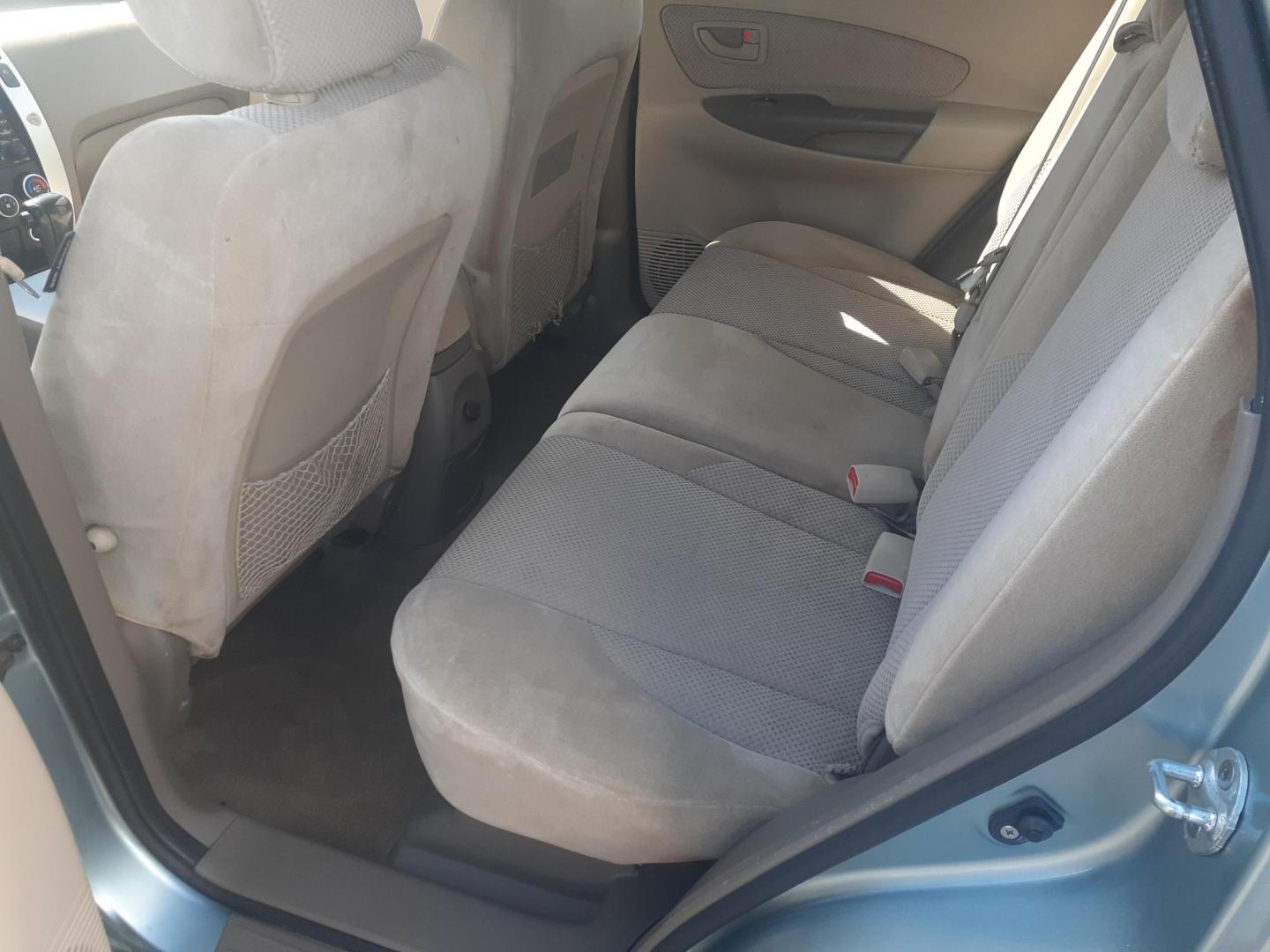 2008 Hyundai Tucson Limited 2.7 2WD (KM8JN12D28U) with an 2.7L V6 DOHC 24V engine, 4-Speed Automatic transmission, located at 2015 Cambell Street, Rapid City, SD, 57701, (605) 342-8326, 44.066433, -103.191772 - CARFAX AVAILABLE CASH ONLY VEHICLE NO FINANCING AVAILABLE - Photo#6