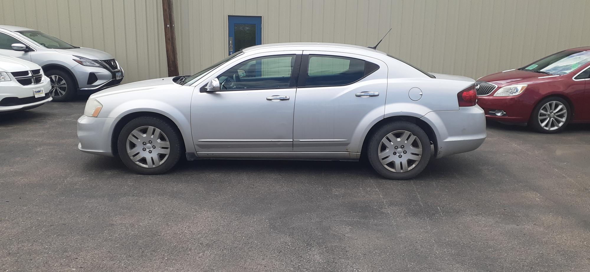 photo of 2011 Dodge Avenger Express