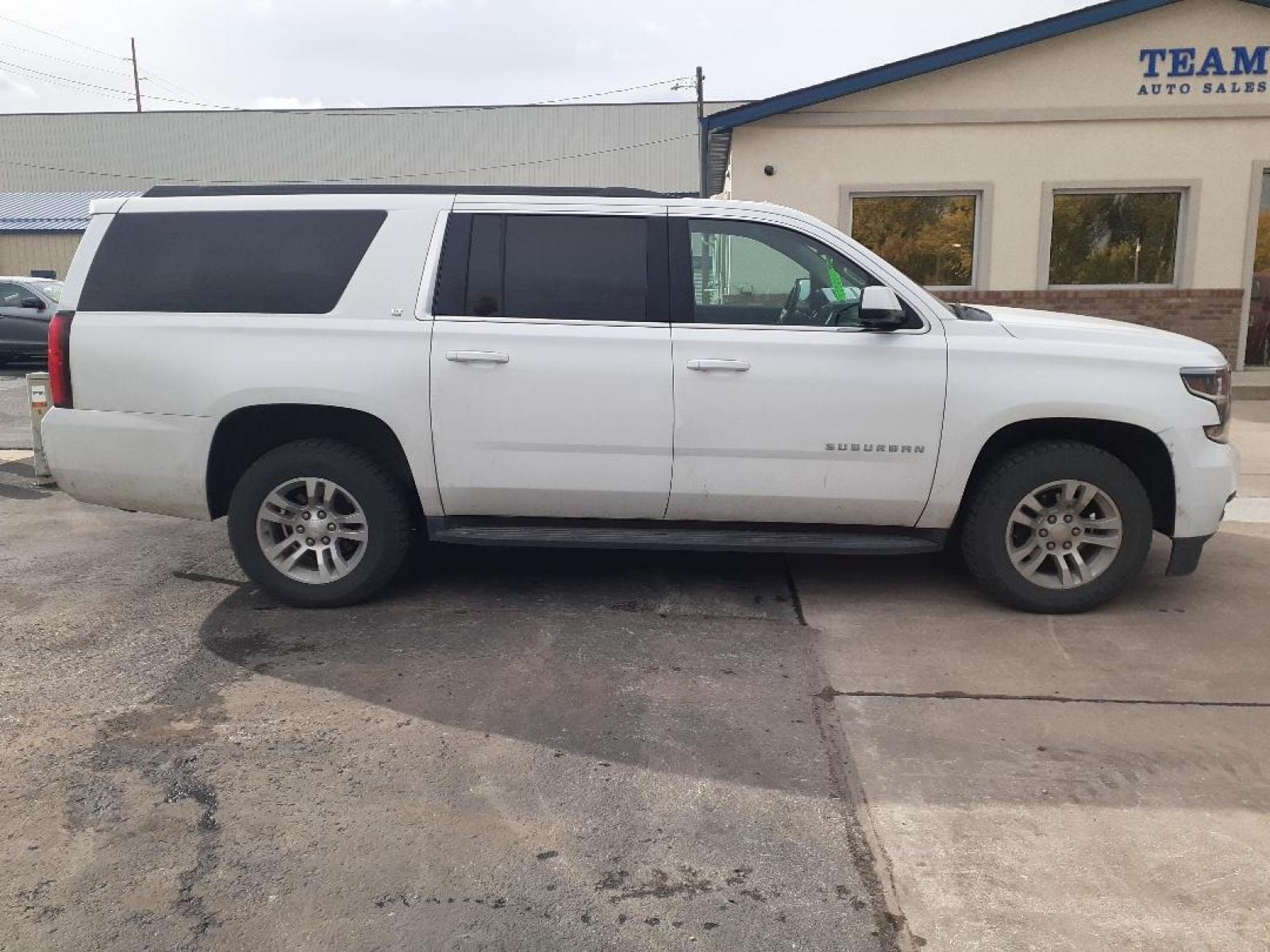 2019 Chevrolet Suburban LT 4WD (1GNSKHKC4KR) with an 5.3L V8 OHV 16V engine, 6A transmission, located at 2015 Cambell Street, Rapid City, SD, 57701, (605) 342-8326, 44.066433, -103.191772 - CARFAX AVAILABLE - Photo #3