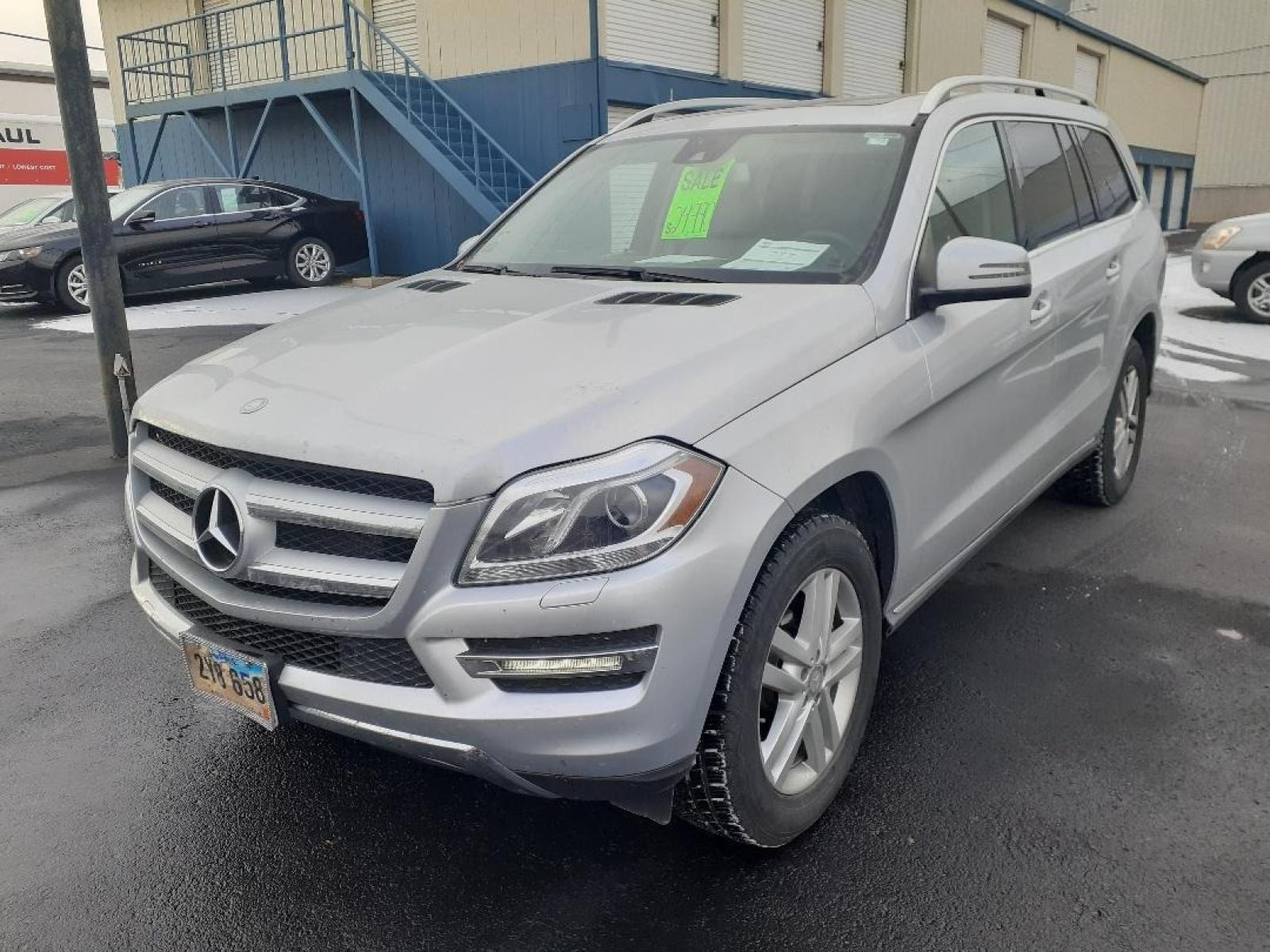 2016 Mercedes-Benz GL-Class GL450 4MATIC (4JGDF6EEXGA) with an 3.0L V6 DOHC 24V TURBO engine, 7A transmission, located at 2015 Cambell Street, Rapid City, SD, 57701, (605) 342-8326, 44.066433, -103.191772 - CARFAX AVAILABLE - Photo #1