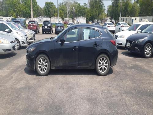 2015 Mazda MAZDA3 i Grand Touring AT 5-Door