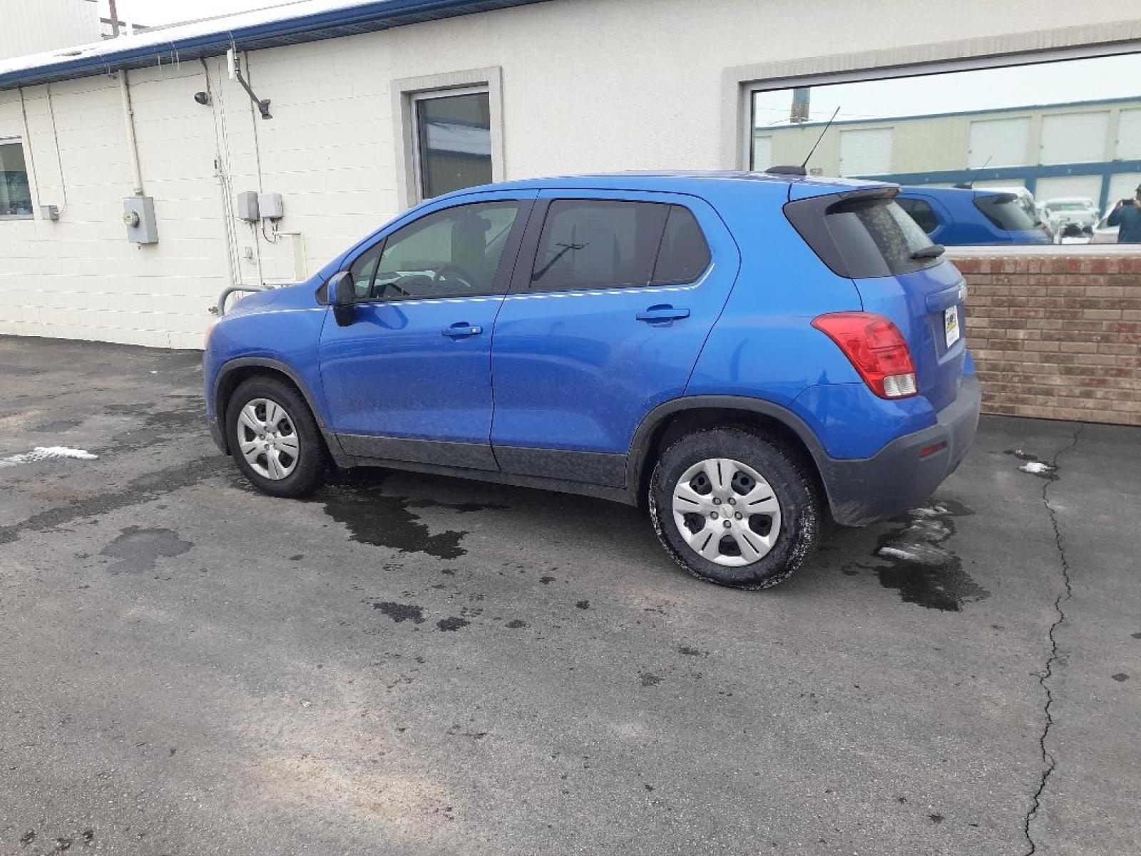 2015 Chevrolet Trax LS FWD (KL7CJKSB2FB) with an 1.4L L4 DOHC 16V FFV engine, located at 2015 Cambell Street, Rapid City, SD, 57701, (605) 342-8326, 44.066433, -103.191772 - CARFAX AVAILABLE - Photo #1