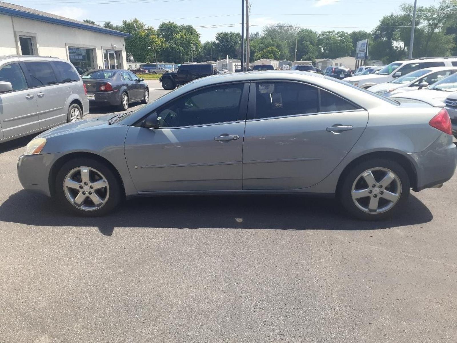 2007 Pontiac G6 GT Sedan (1G2ZH58N674) with an 3.5L V6 OHV 12V engine, located at 2015 Cambell Street, Rapid City, SD, 57701, (605) 342-8326, 44.066433, -103.191772 - CARFAX AVAILABLE - Photo #2
