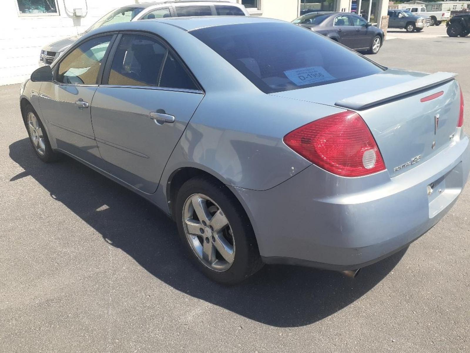 2007 Pontiac G6 GT Sedan (1G2ZH58N674) with an 3.5L V6 OHV 12V engine, located at 2015 Cambell Street, Rapid City, SD, 57701, (605) 342-8326, 44.066433, -103.191772 - CARFAX AVAILABLE - Photo #4