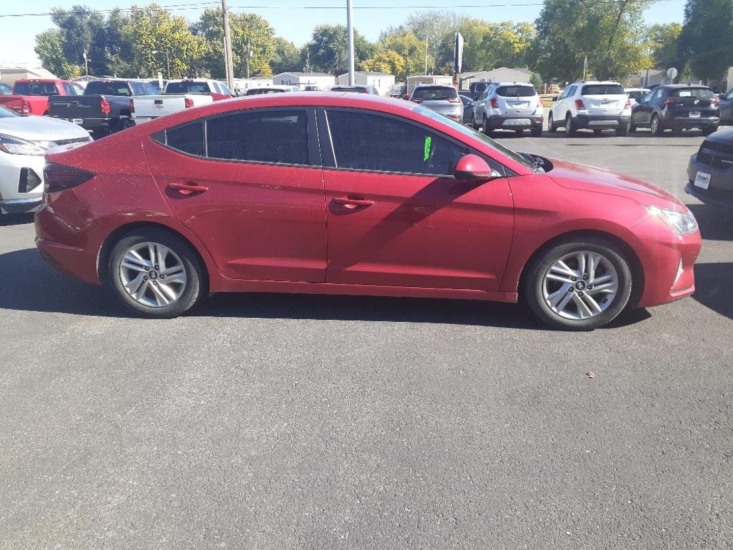 2020 Hyundai Elantra Limited (5NPD84LF5LH) with an 1.8L L4 DOHC 16V engine, 6A transmission, located at 2015 Cambell Street, Rapid City, SD, 57701, (605) 342-8326, 44.066433, -103.191772 - Photo#4