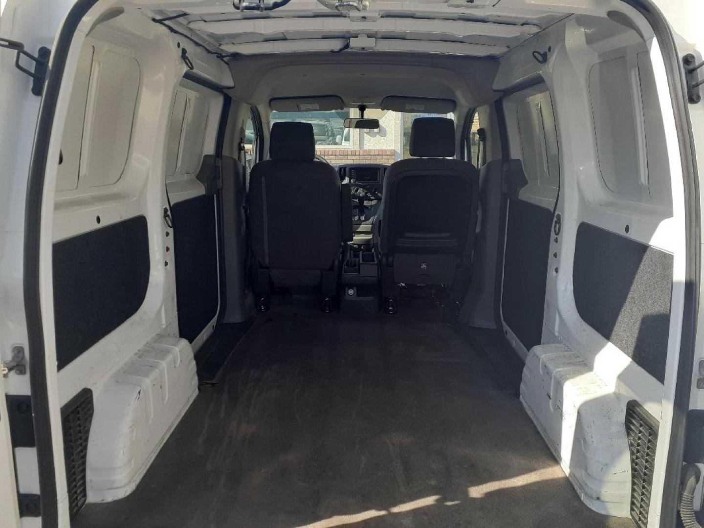 2020 Nissan NV200 S (3N6CM0KN2LK) with an 2.0L L4 DOHC 16V engine, CVT transmission, located at 2015 Cambell Street, Rapid City, SD, 57701, (605) 342-8326, 44.066433, -103.191772 - CARFAX AVAILABLE - Photo#6