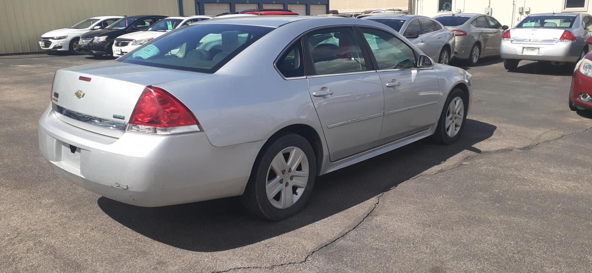 2010 Chevrolet Impala LS (2G1WA5EK4A1) with an 3.5L V6 OHV 16V FFV engine, 4-Speed Automatic Overdrive transmission, located at 2015 Cambell Street, Rapid City, SD, 57701, (605) 342-8326, 44.066433, -103.191772 - CARFAX AVAILABLE - Photo#6