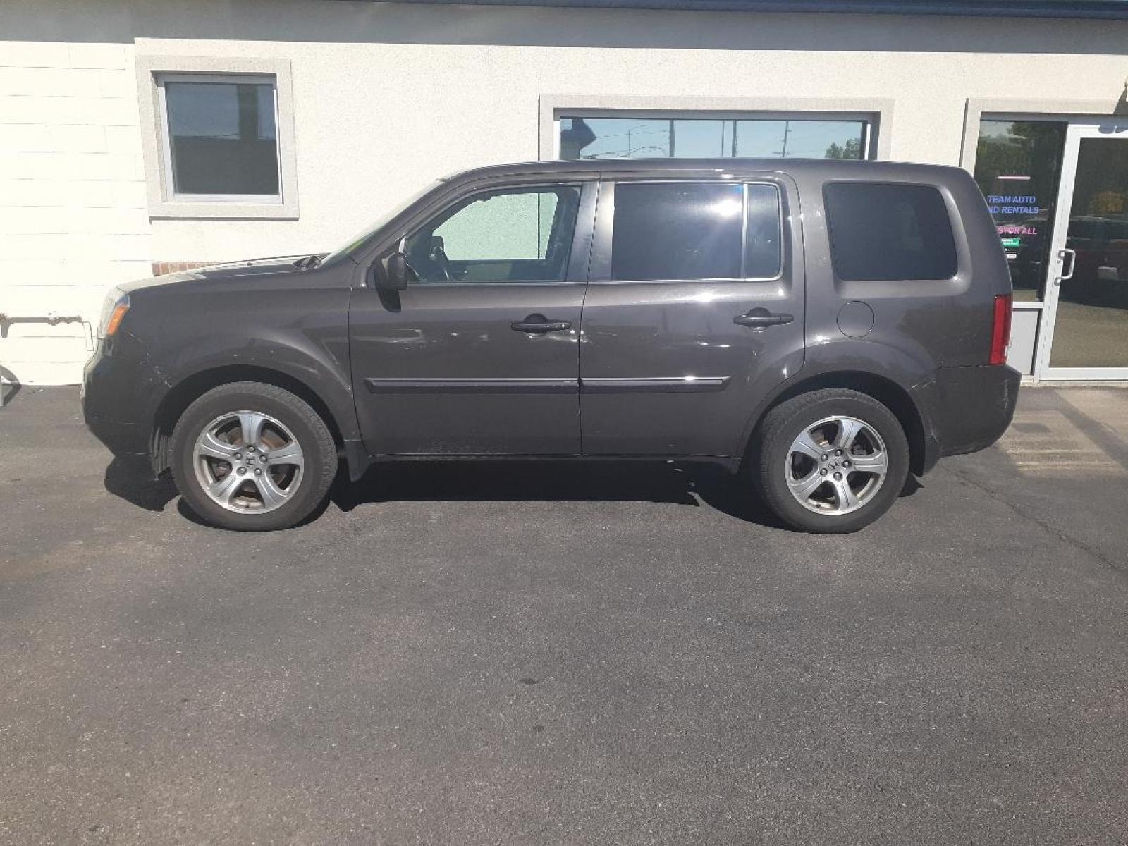 2014 Honda Pilot EX-L 4WD 5-Spd AT (5FNYF4H58EB) with an 3.5L V6 SOHC 24V engine, 5-Speed Automatic transmission, located at 2015 Cambell Street, Rapid City, SD, 57701, (605) 342-8326, 44.066433, -103.191772 - Photo #0