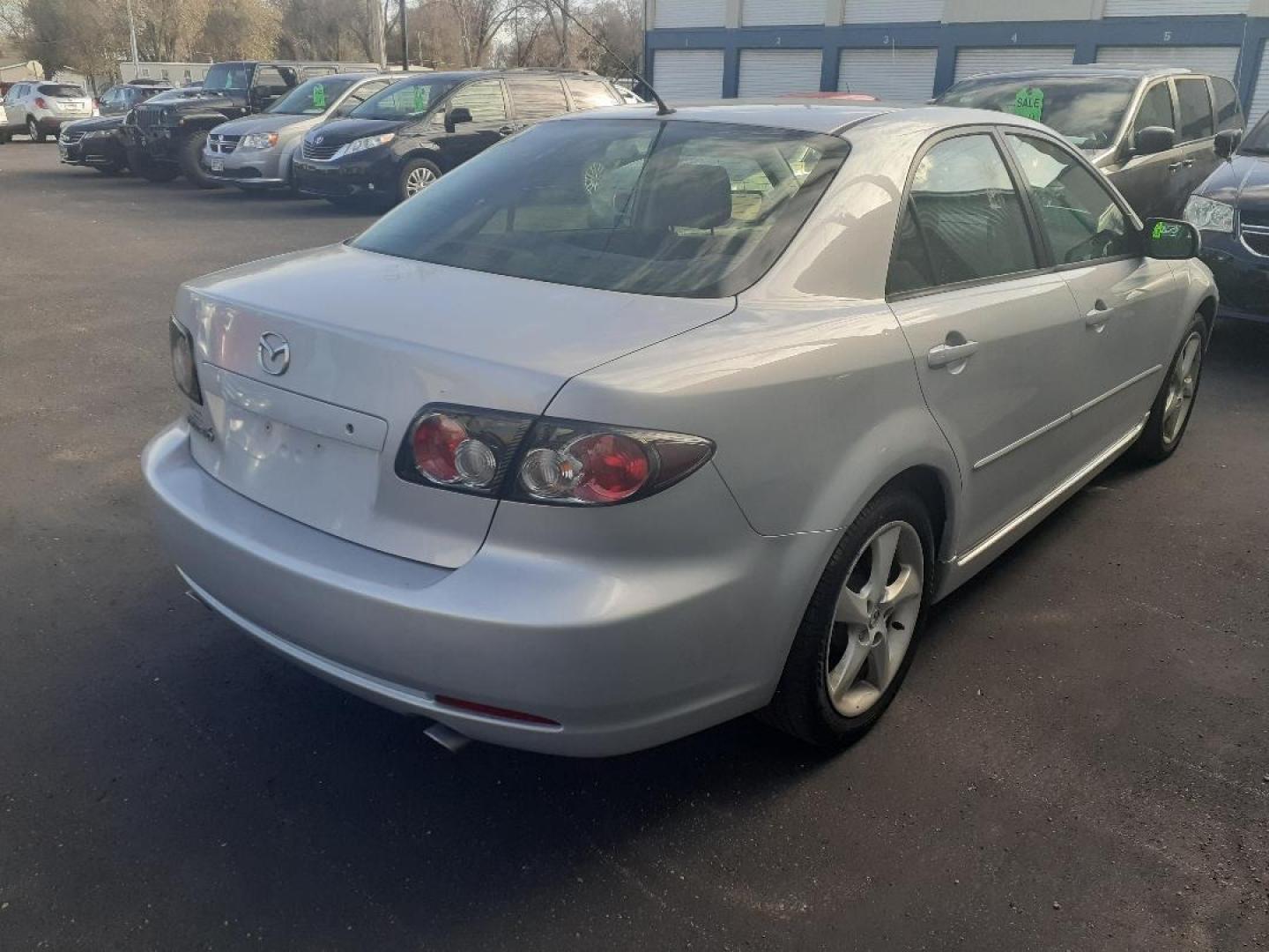 2007 Mazda MAZDA6 i Sports Sedan Grand Touring (1YVHP80C275) with an 2.3L L4 DOHC 16V engine, located at 2015 Cambell Street, Rapid City, SD, 57701, (605) 342-8326, 44.066433, -103.191772 - CARFAX AVAILABLE - Photo#4