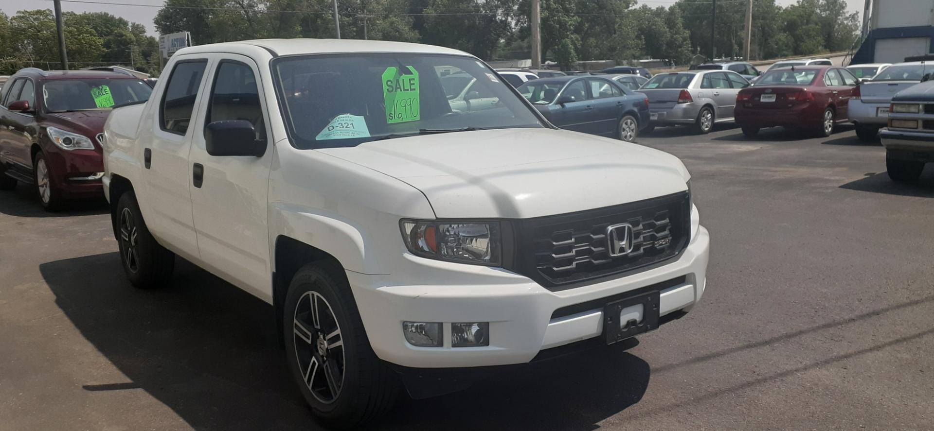 2014 Honda Ridgeline (5FPYK1F78EB) , located at 2015 Cambell Street, Rapid City, SD, 57701, (605) 342-8326, 44.066433, -103.191772 - CARFAX AVAILABLE - Photo#4