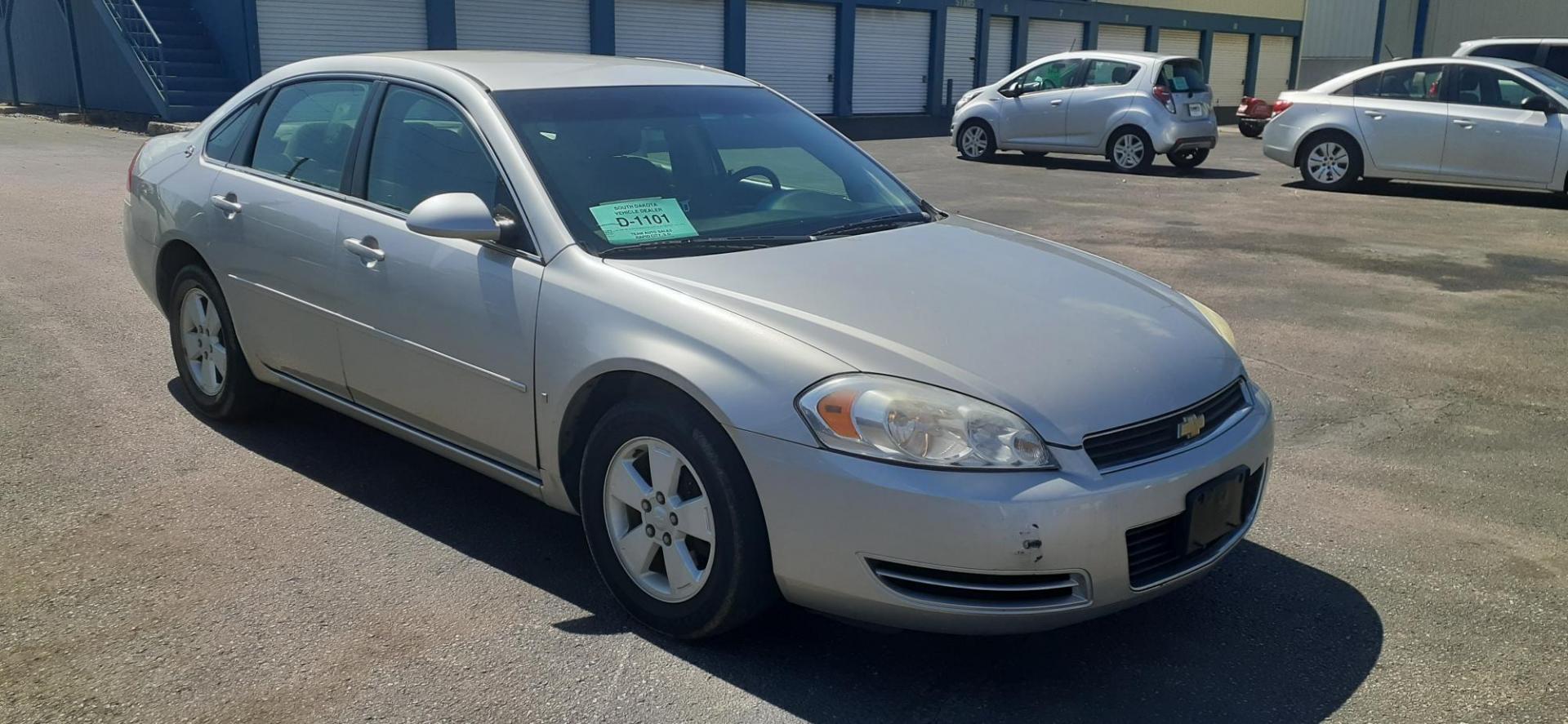 2007 Chevrolet Impala LT1 3.5L (2G1WT58N679) with an 3.5L V6 OHV 12V engine, 4-Speed Automatic Overdrive transmission, located at 2015 Cambell Street, Rapid City, SD, 57701, (605) 342-8326, 44.066433, -103.191772 - Photo#4