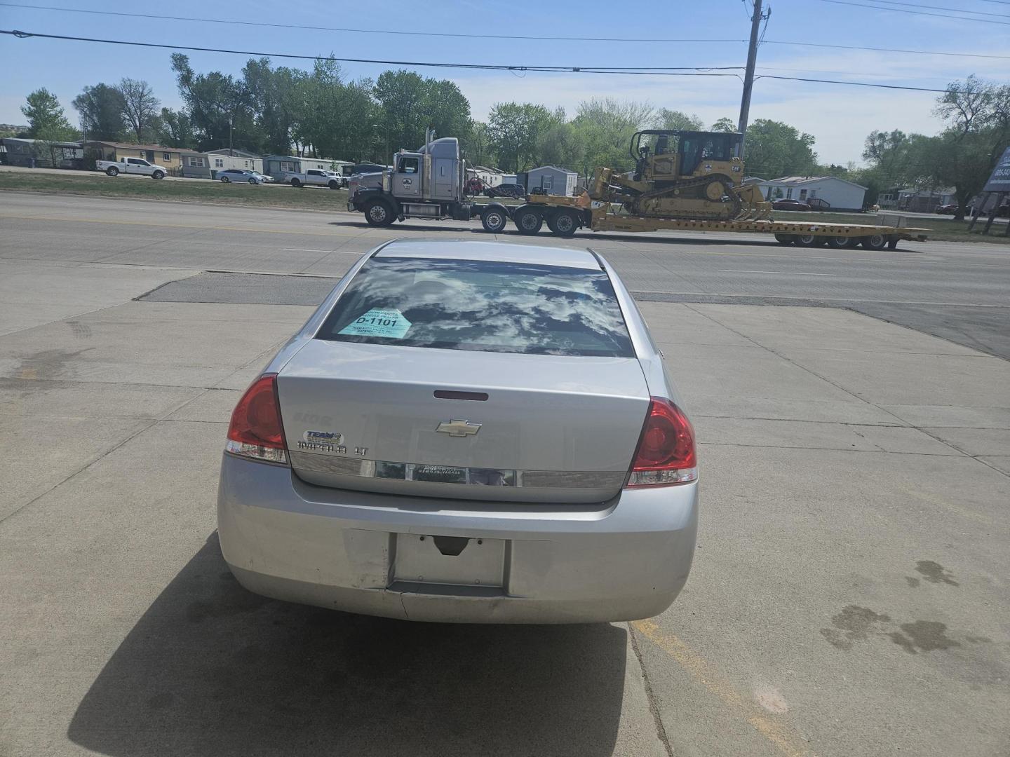 2007 Chevrolet Impala LT1 3.5L (2G1WT58N679) with an 3.5L V6 OHV 12V engine, 4-Speed Automatic Overdrive transmission, located at 2015 Cambell Street, Rapid City, SD, 57701, (605) 342-8326, 44.066433, -103.191772 - CARFAX AVAILABLE - Photo#3