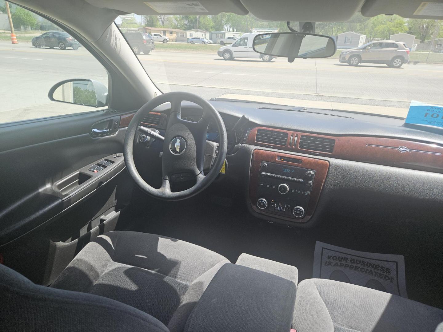 2007 Chevrolet Impala LT1 3.5L (2G1WT58N679) with an 3.5L V6 OHV 12V engine, 4-Speed Automatic Overdrive transmission, located at 2015 Cambell Street, Rapid City, SD, 57701, (605) 342-8326, 44.066433, -103.191772 - CARFAX AVAILABLE - Photo#7