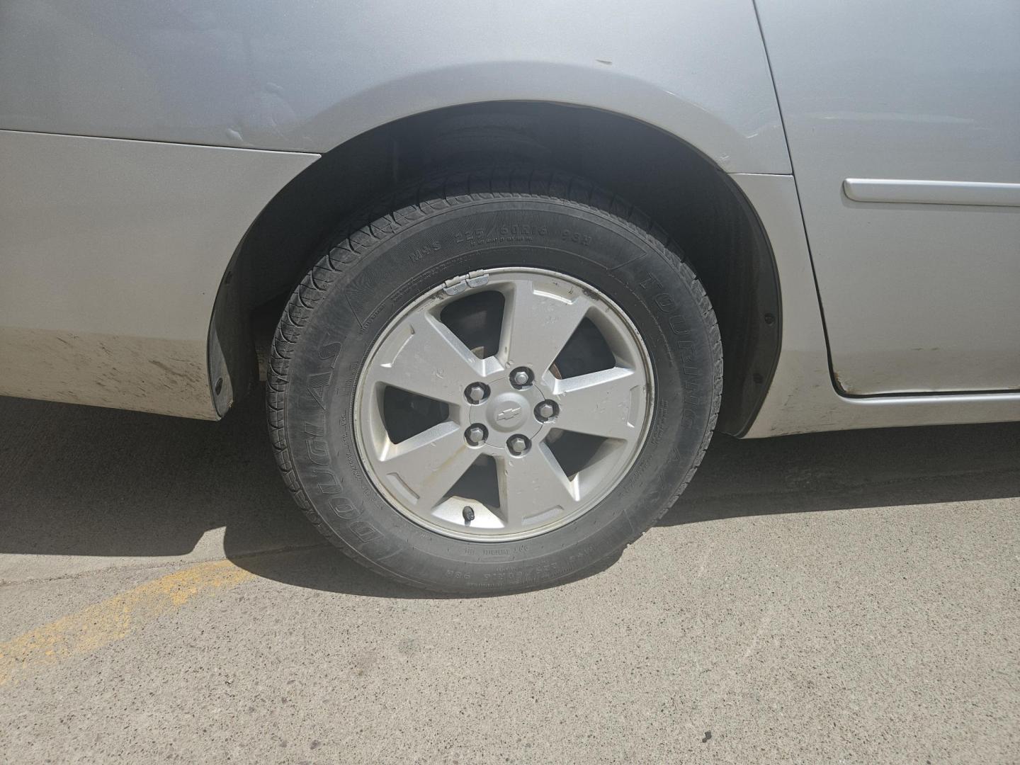 2007 Chevrolet Impala LT1 3.5L (2G1WT58N679) with an 3.5L V6 OHV 12V engine, 4-Speed Automatic Overdrive transmission, located at 2015 Cambell Street, Rapid City, SD, 57701, (605) 342-8326, 44.066433, -103.191772 - CARFAX AVAILABLE - Photo#8