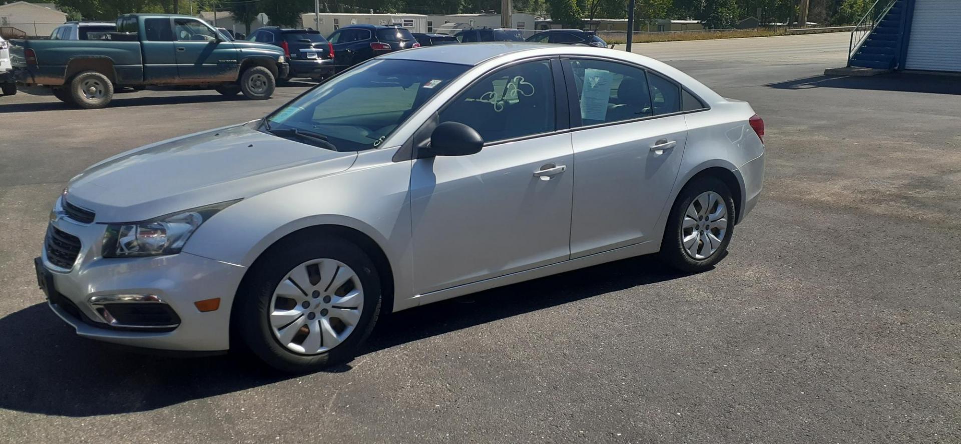 2016 Chevrolet Cruze Limited LS Auto (1G1PC5SH0G7) with an 1.8L L4 DOHC 16V FFV engine, 6A transmission, located at 2015 Cambell Street, Rapid City, SD, 57701, (605) 342-8326, 44.066433, -103.191772 - CARFAX AVAILABLE - Photo#2