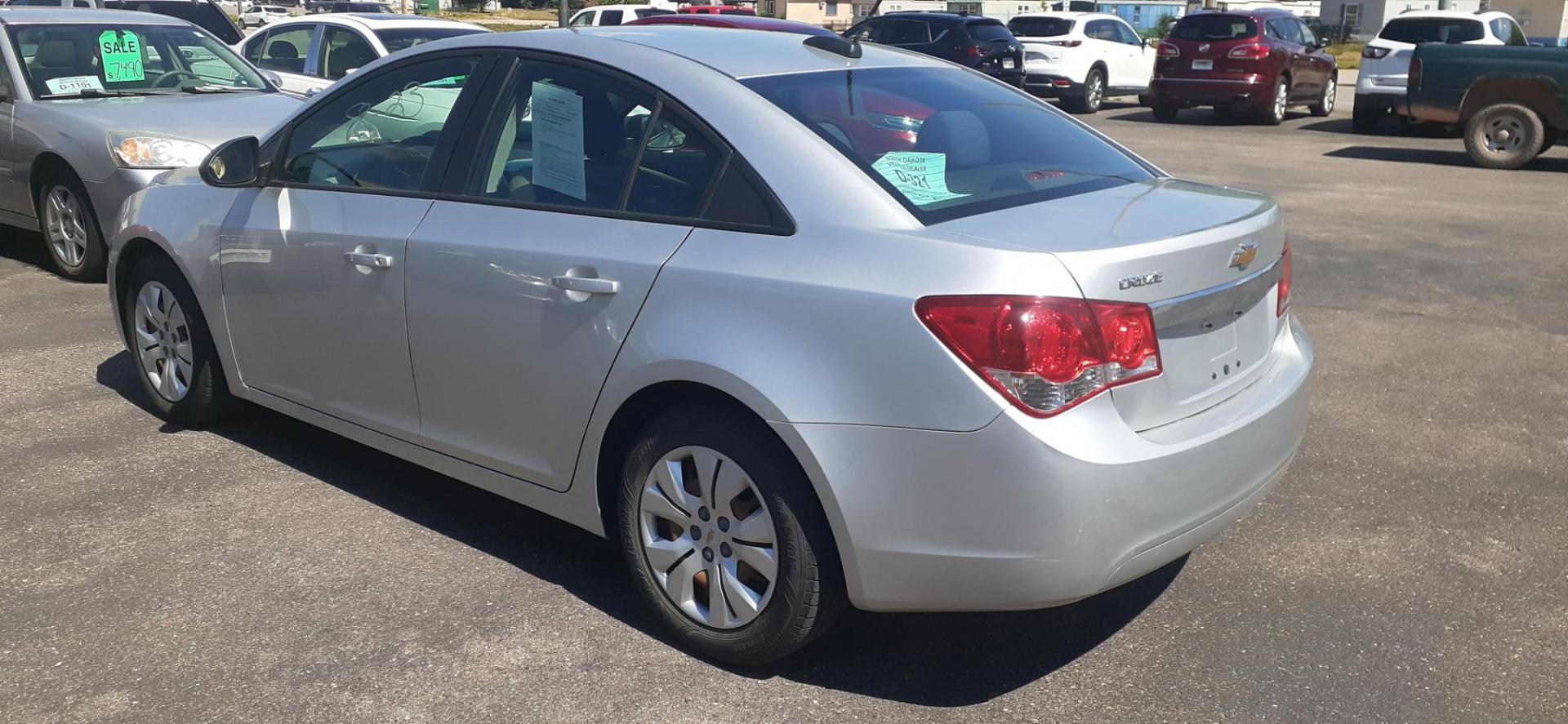 2016 Chevrolet Cruze Limited LS Auto (1G1PC5SH0G7) with an 1.8L L4 DOHC 16V FFV engine, 6A transmission, located at 2015 Cambell Street, Rapid City, SD, 57701, (605) 342-8326, 44.066433, -103.191772 - CARFAX AVAILABLE - Photo#3