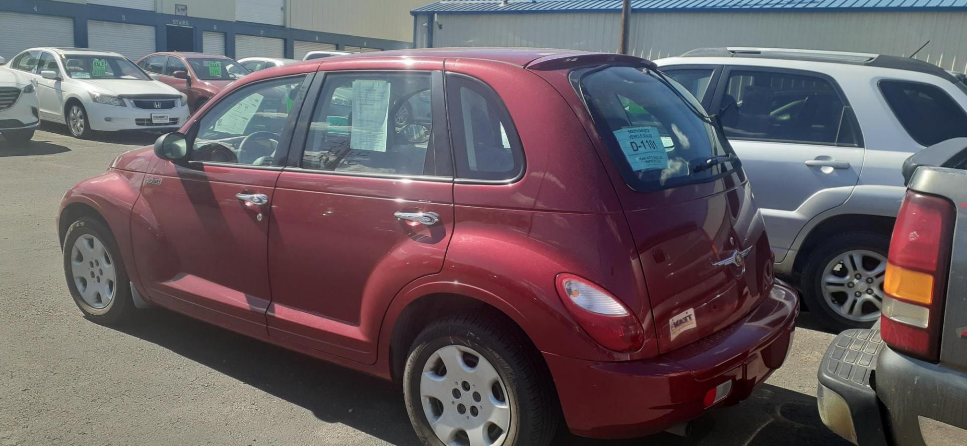 2006 Chrysler PT Cruiser Base (3A4FY48B66T) with an 2.4L L4 DOHC 16V engine, located at 2015 Cambell Street, Rapid City, SD, 57701, (605) 342-8326, 44.066433, -103.191772 - CARFAX AVAILABLE - Photo#5