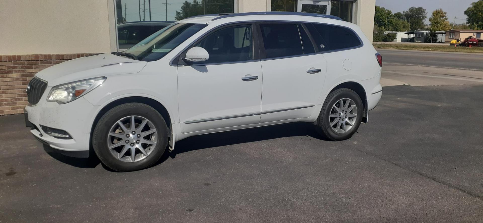 2017 Buick Enclave Leather FWD (5GAKRBKD3HJ) with an 3.6L V6 DOHC 24V engine, 6A transmission, located at 2015 Cambell Street, Rapid City, SD, 57701, (605) 342-8326, 44.066433, -103.191772 - Photo#1