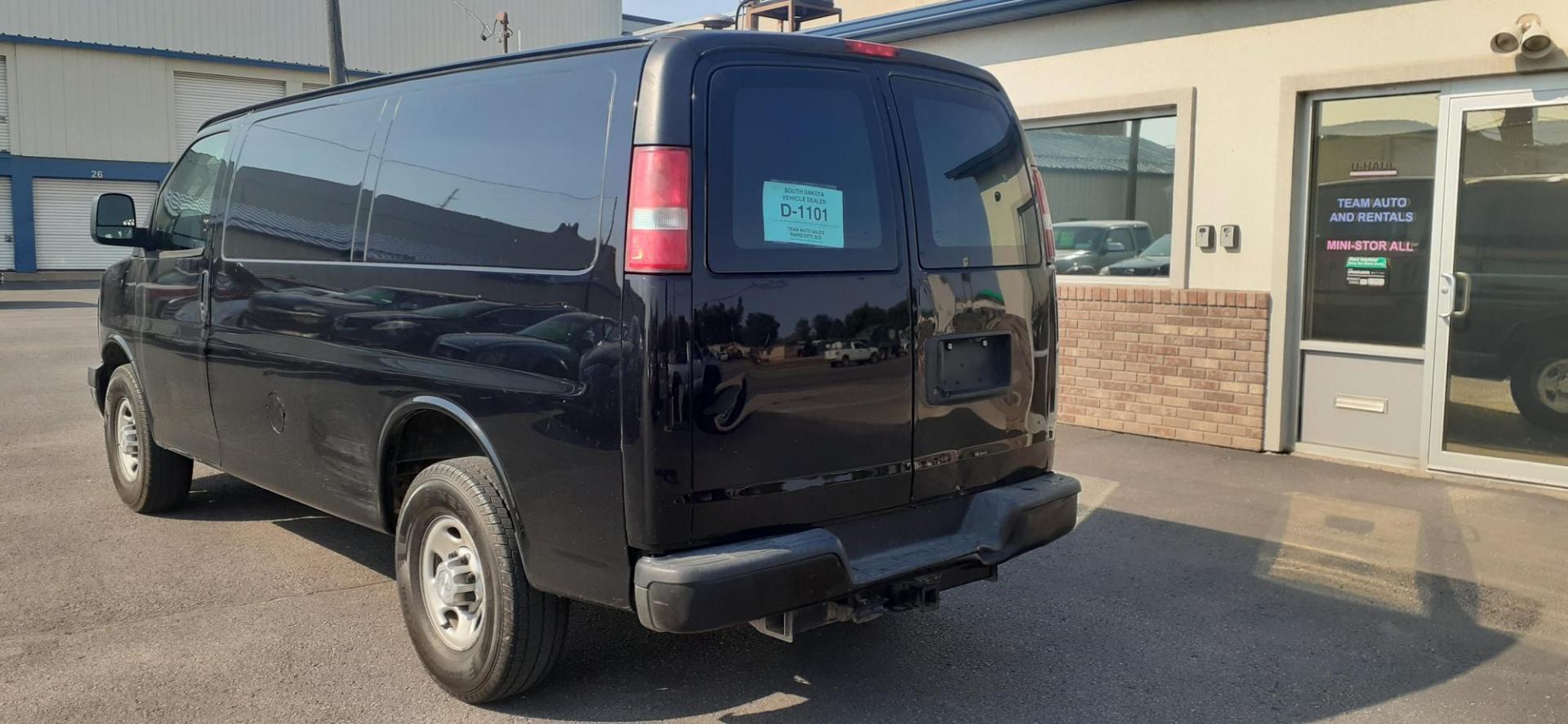 2017 Chevrolet Express 2500 Cargo (1GCWGAFF7H1) with an 4.8L V8 FFV engine, 6A transmission, located at 2015 Cambell Street, Rapid City, SD, 57701, (605) 342-8326, 44.066433, -103.191772 - Photo#5