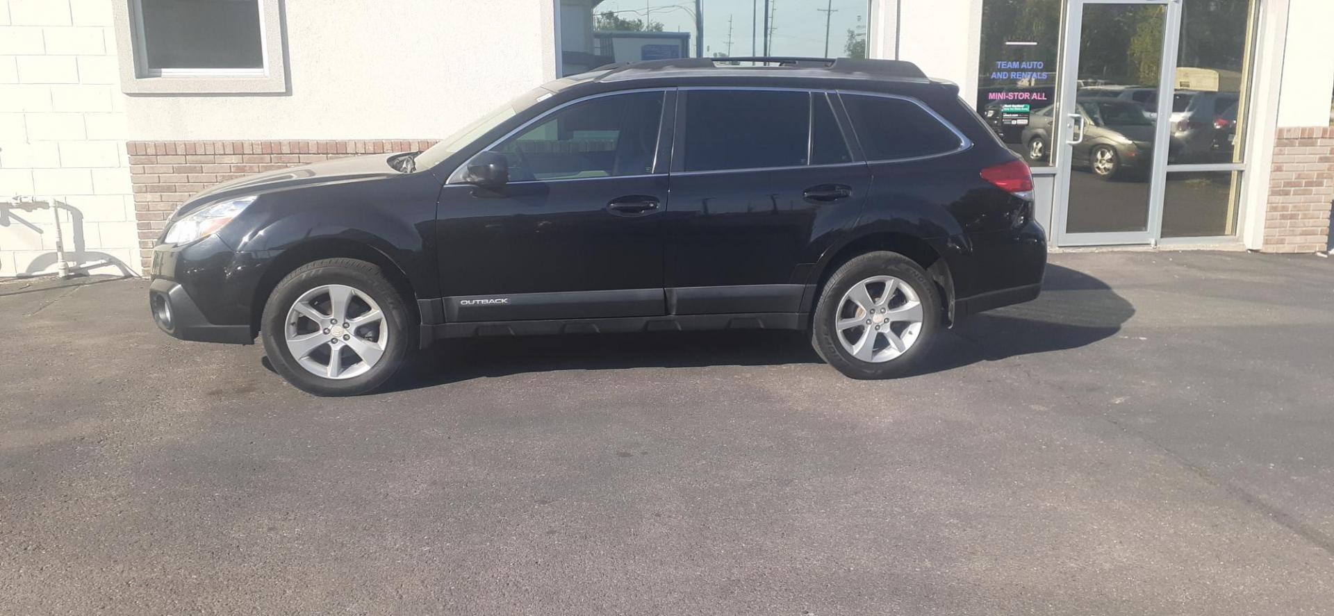 2014 Crystal Black Silica Subaru Outback 2.5i (4S4BRCAC1E3) with an 2.5L H4 DOHC 16V engine, located at 2015 Cambell Street, Rapid City, SD, 57701, (605) 342-8326, 44.066433, -103.191772 - CARFAX AVAILABLE - Photo#5