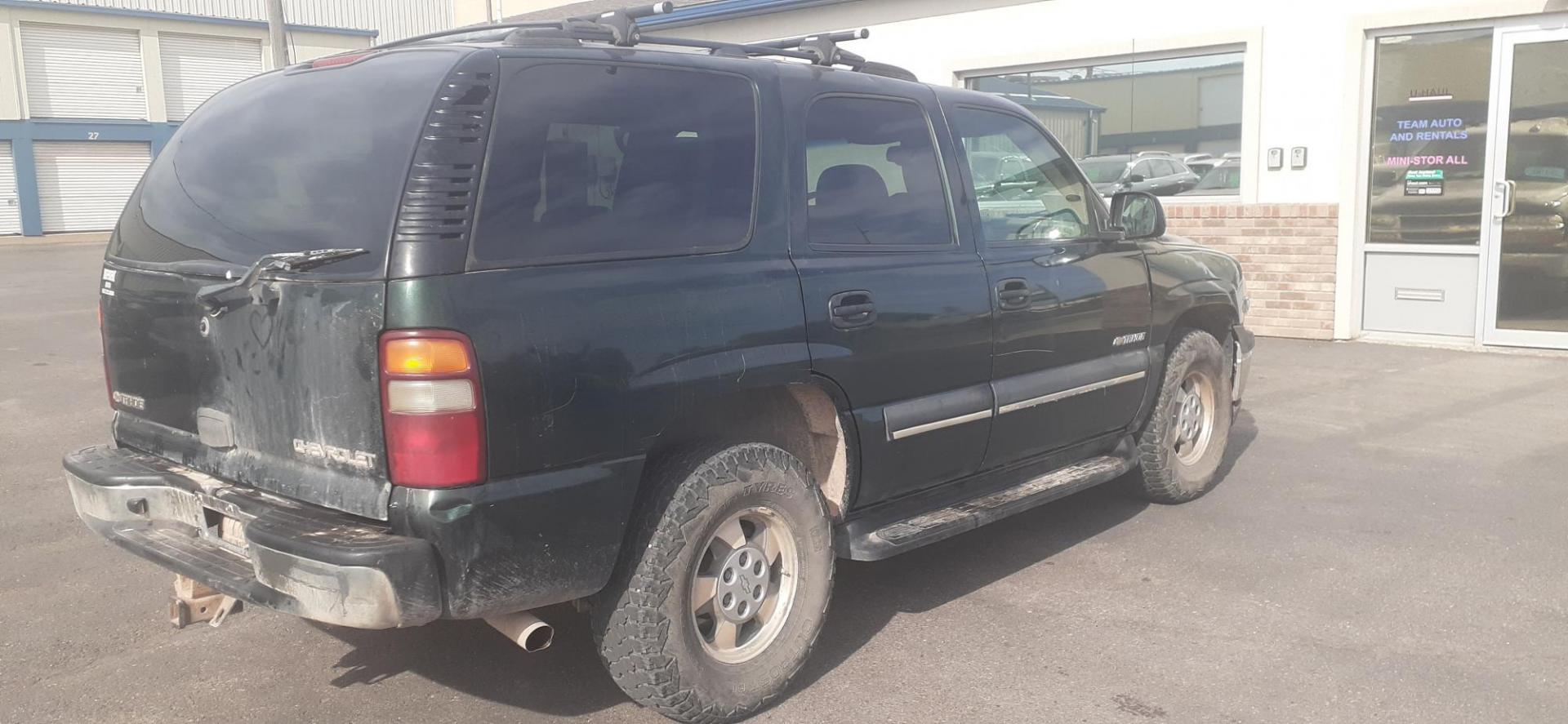 2003 Chevrolet Tahoe 4WD (1GNEK13Z63R) with an 5.3L V8 OHV 16V FFV engine, 4-Speed Automatic Overdrive transmission, located at 2015 Cambell Street, Rapid City, SD, 57701, (605) 342-8326, 44.066433, -103.191772 - CARFAX AVAILABLE - Photo#5