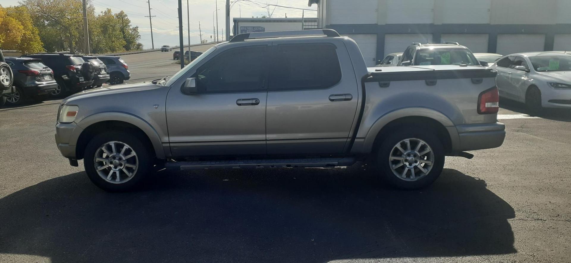 2008 Ford Explorer Sport Trac Limited 4.6L 4WD (1FMEU53808U) with an 4.6L V8 SOHC 24V engine, 5-Speed Automatic Overdrive transmission, located at 2015 Cambell Street, Rapid City, SD, 57701, (605) 342-8326, 44.066433, -103.191772 - CARFAX AVAILABLE - Photo#0