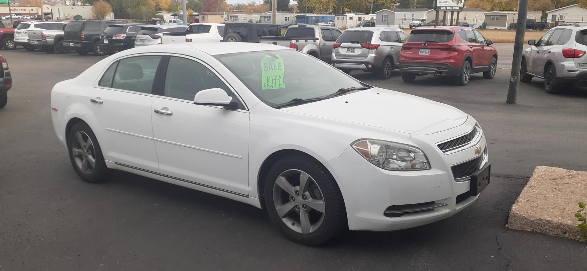 2012 Chevrolet Malibu 1LT (1G1ZC5E01CF) with an 2.4L L4 DOHC 16V engine, 6-Speed Automatic transmission, located at 2015 Cambell Street, Rapid City, SD, 57701, (605) 342-8326, 44.066433, -103.191772 - CARFAX AVAILABLE - Photo#3