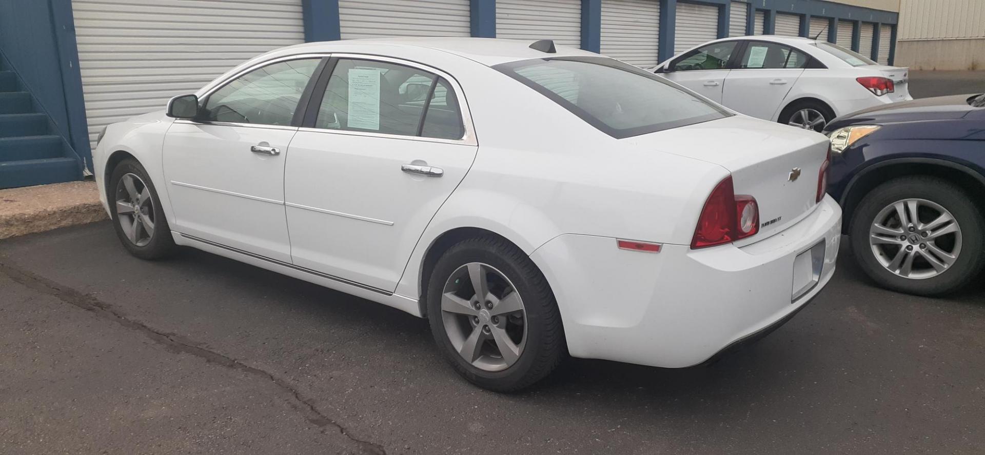 2012 Chevrolet Malibu 1LT (1G1ZC5E01CF) with an 2.4L L4 DOHC 16V engine, 6-Speed Automatic transmission, located at 2015 Cambell Street, Rapid City, SD, 57701, (605) 342-8326, 44.066433, -103.191772 - CARFAX AVAILABLE - Photo#4