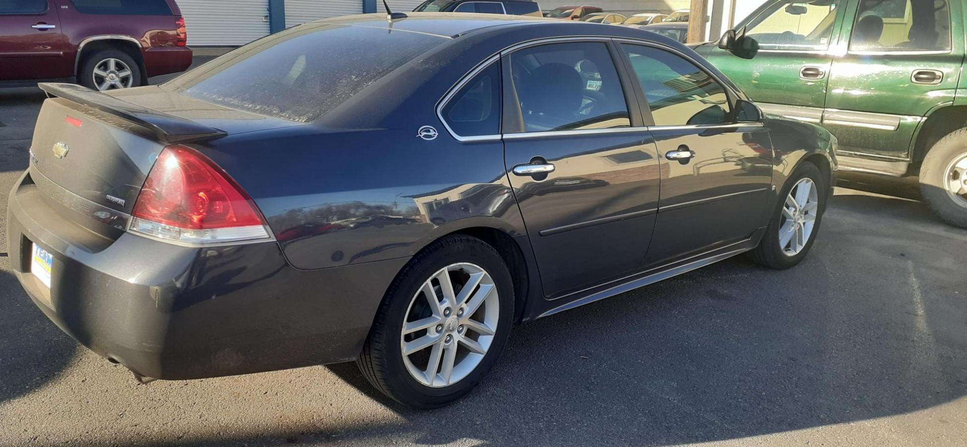 2009 Chevrolet Impala LTZ (2G1WU57M091) , 4-Speed Automatic Overdrive transmission, located at 2015 Cambell Street, Rapid City, SD, 57701, (605) 342-8326, 44.066433, -103.191772 - CARFAX AVAILABLE - Photo#2