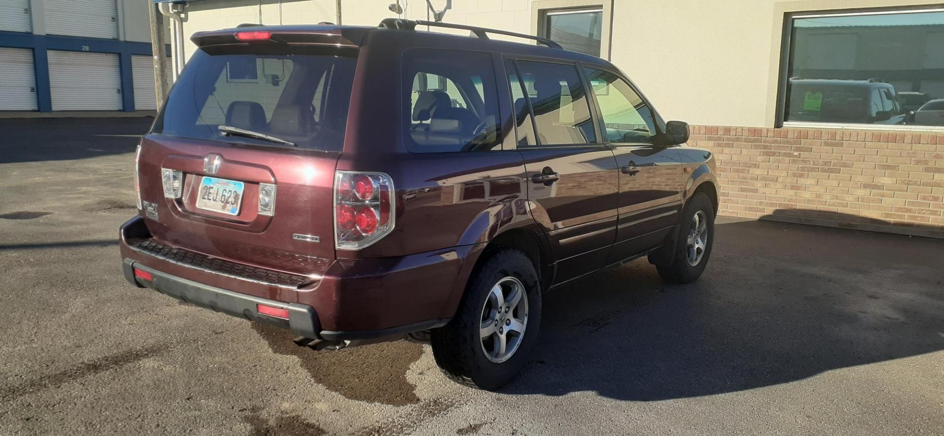 2008 Honda Pilot EX-L 4WD AT (5FNYF18588B) with an 3.5L V6 SOHC 24V engine, 5-Speed Automatic Overdrive transmission, located at 2015 Cambell Street, Rapid City, SD, 57701, (605) 342-8326, 44.066433, -103.191772 - CONSIGNMENT VEHICLE CARFAX AVAILABLE NEW TIRES AND BRAKES WATERPUMP AND TIMING BELT DONE AT 200,000 MILES $3600 WORTH OF MAINTENCE RECEIPTS HAVE QUESTIONS CALL OR TEXT JEFF 605-390-0478 MY PERSONAL VEHICLE - Photo#2