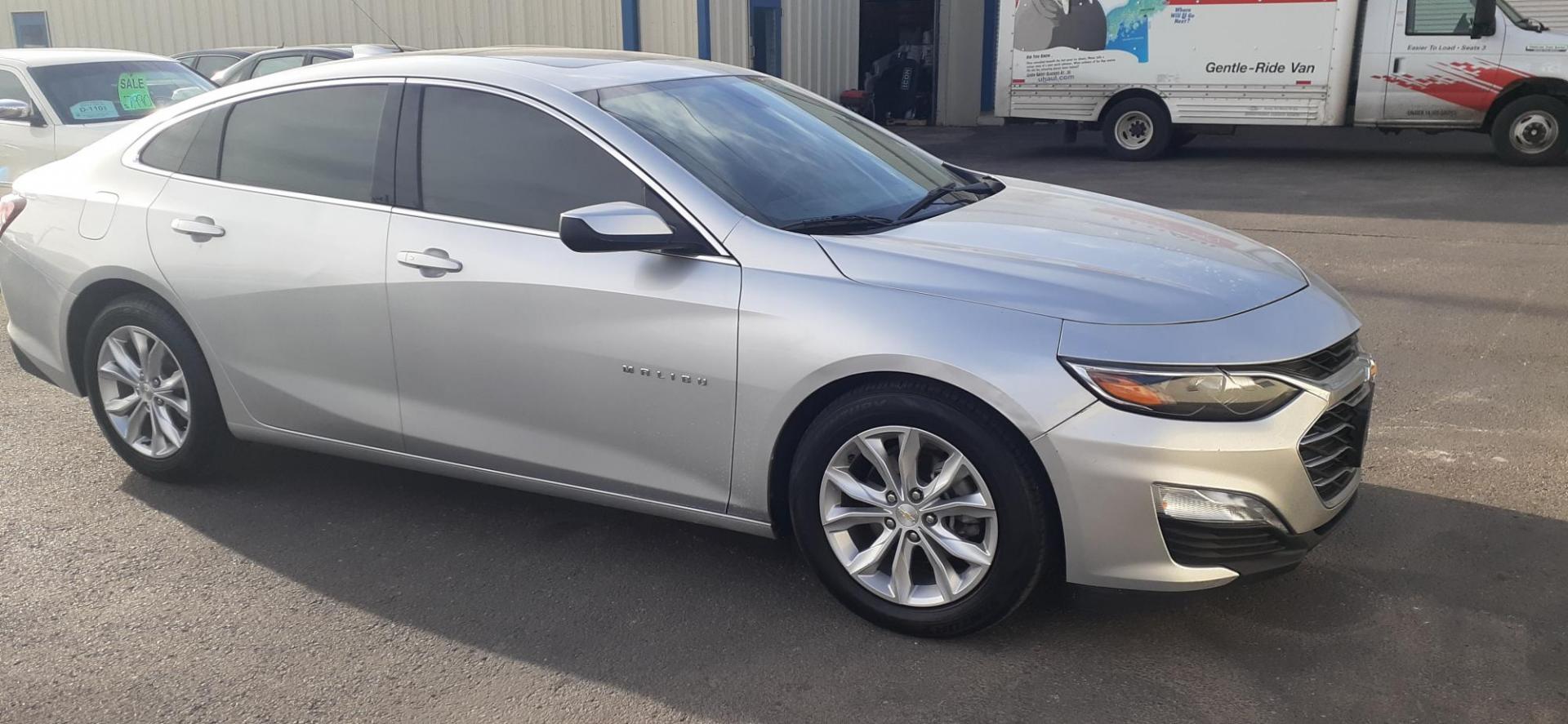 2019 Chevrolet Malibu LT (1G1ZD5ST0KF) with an 1.5L L4 DOHC 16V engine, 6A transmission, located at 2015 Cambell Street, Rapid City, SD, 57701, (605) 342-8326, 44.066433, -103.191772 - CARFAX AVAILALBE - Photo#3