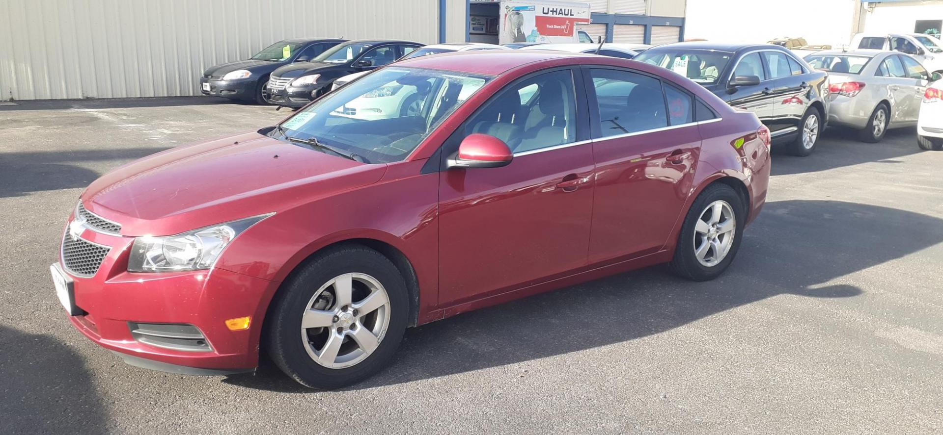 2014 Chevrolet Cruze 1LT Auto (1G1PC5SB8E7) with an 1.4L L4 DOHC 16V TURBO engine, 6-Speed Automatic transmission, located at 2015 Cambell Street, Rapid City, SD, 57701, (605) 342-8326, 44.066433, -103.191772 - CARFAX AVAILABLE - Photo#2