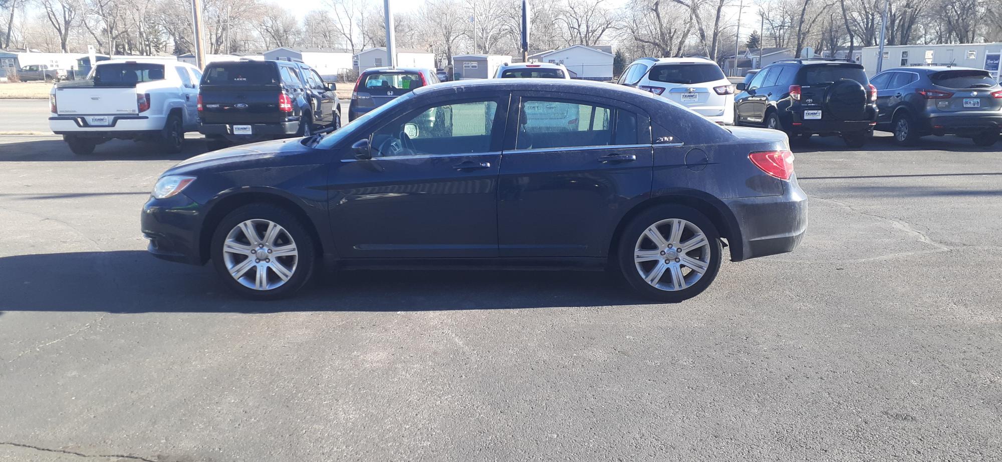 photo of 2013 Chrysler 200 Touring