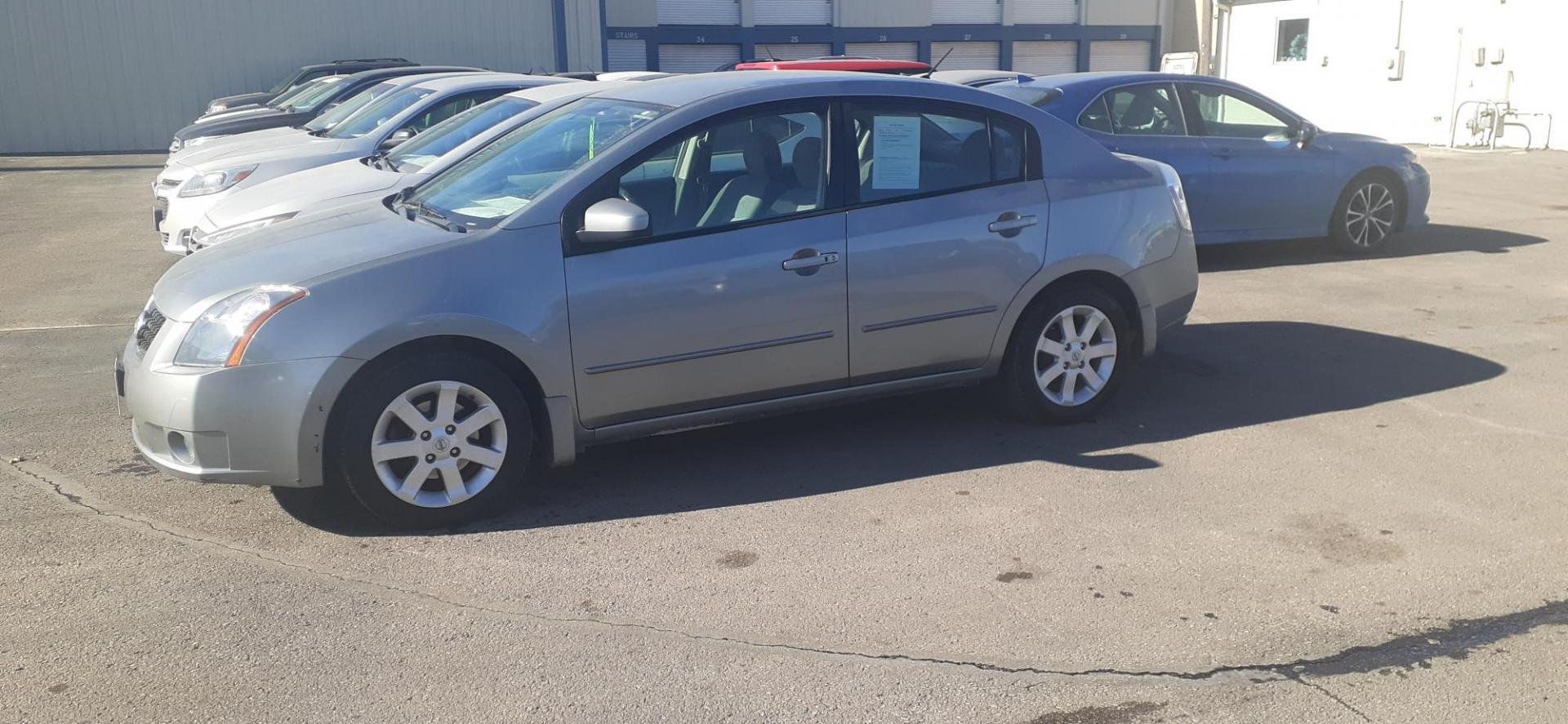 2009 Nissan Sentra 2.0 (3N1AB61E49L) with an 2.0L L4 DOHC 16V engine, CVT transmission, located at 2015 Cambell Street, Rapid City, SD, 57701, (605) 342-8326, 44.066433, -103.191772 - CARFAX AVAILABLE - Photo#3